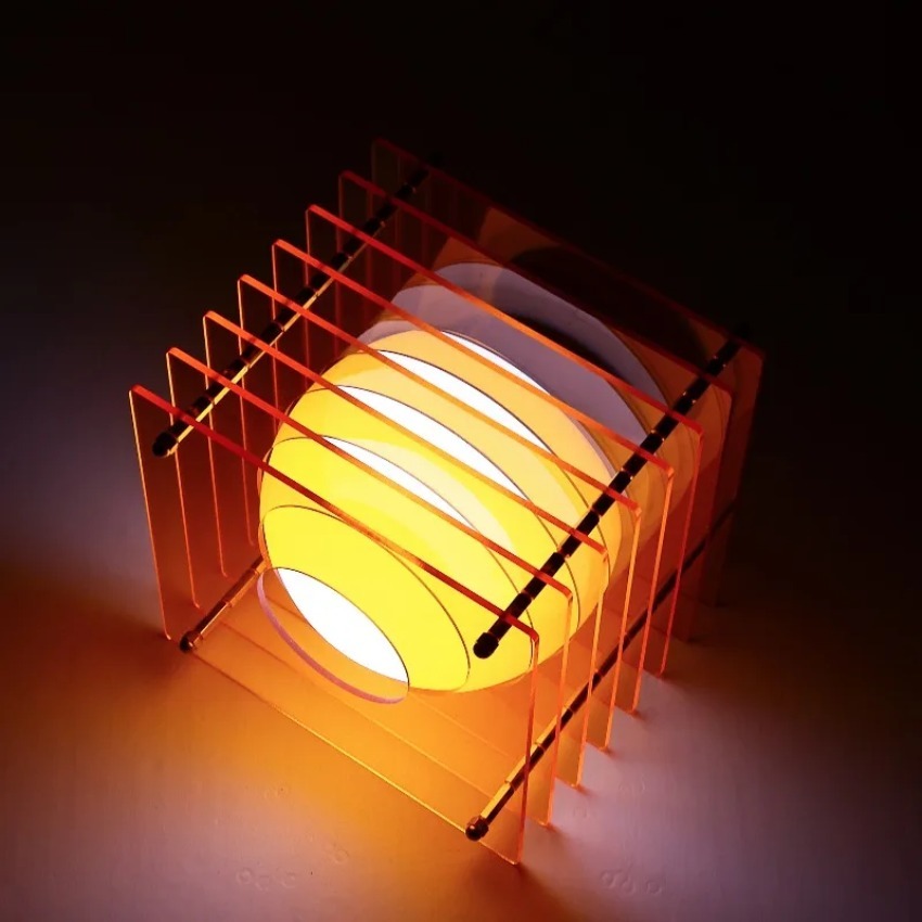 Lampe lunaire en acrylique à m - Desk Setup Light avis et prix